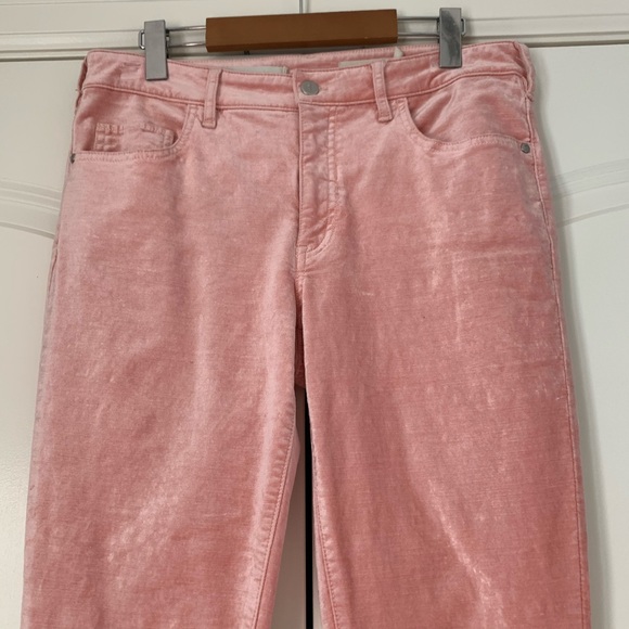 ❤️Pilcro High Rise Pink Velvet Skinny Pants 29 - Picture 2 of 6